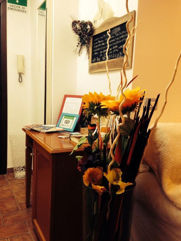 Bed and Breakfast Casa Degli Ubaldi Rom Exterior foto