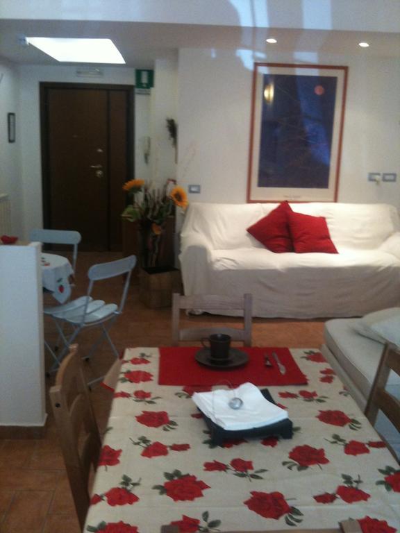 Bed and Breakfast Casa Degli Ubaldi Rom Exterior foto